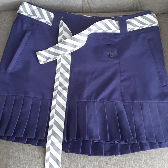 Nike Dri-fit woman blue golf tennis skort sz 10